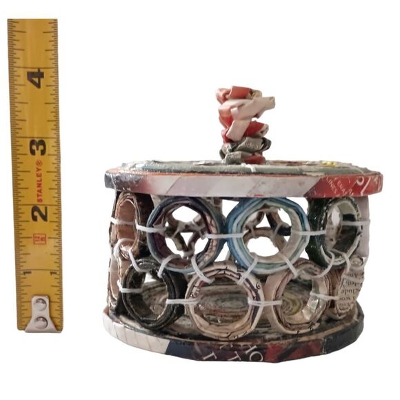 Coiled Paper Basket With Lid Vintage Handmade Pinwheel Design Recycled Newspaper - Picture 3 of 16